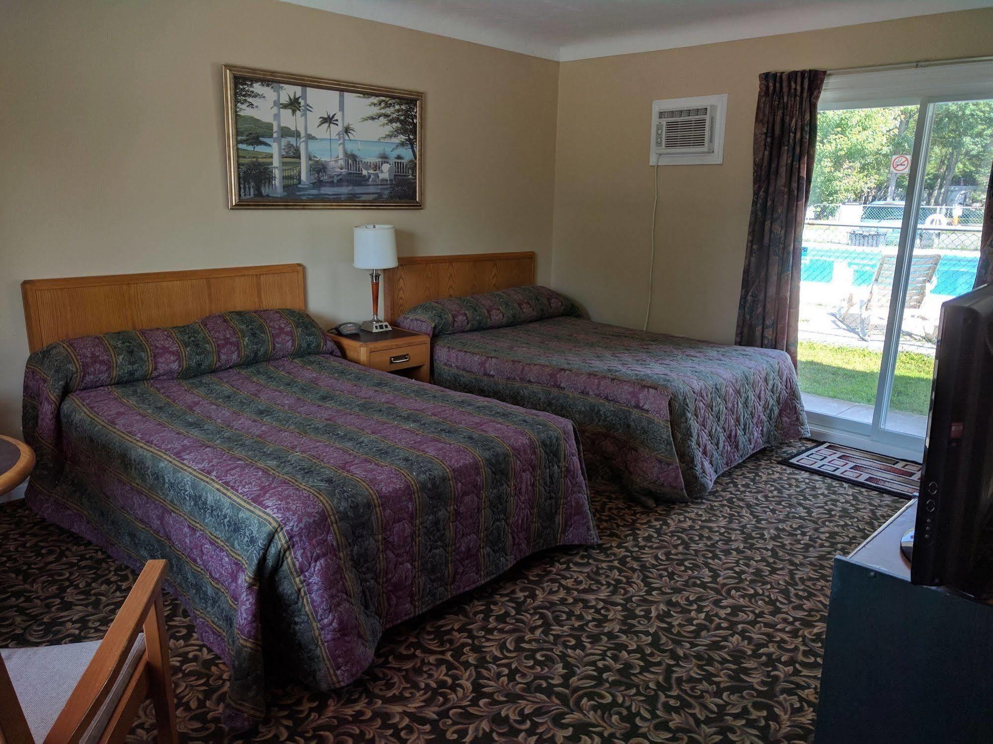 Franklin Motel, Tent & Trailer Park North Bay Exterior photo